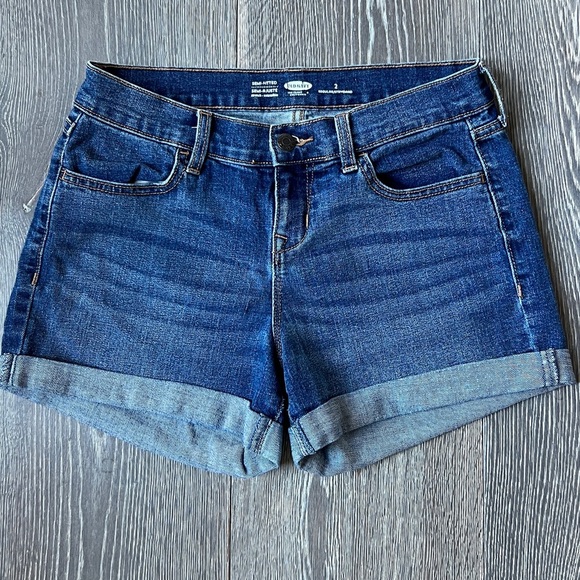 Old Navy Cuffed Semi-fitted Jean Denim Shorts women’s 2 - Picture 4 of 10